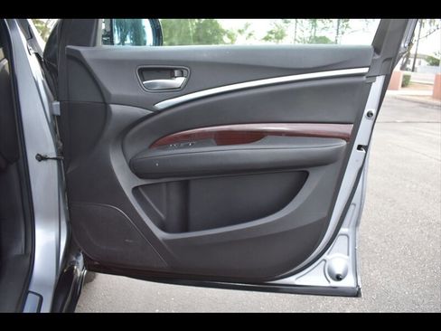 Used 2016 Acura MDX FWD image 38
