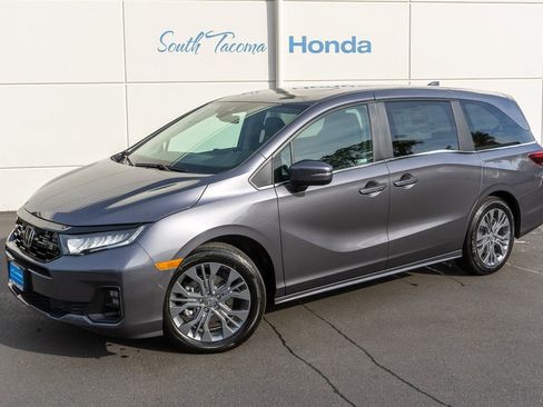 New 2026 Honda Odyssey Touring image 2