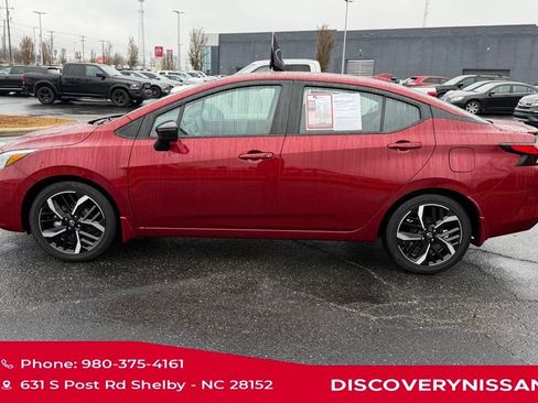 Certified 2025 Nissan Versa SR w/ Trunk Package image 9