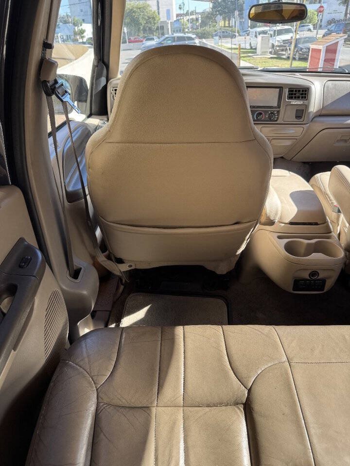 Used 2000 Ford Excursion XLT RWD image 29