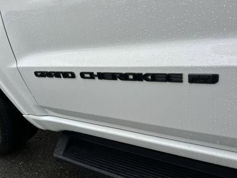 Used 2021 Jeep Grand Cherokee Limited w/ Quick Order Package 28K 80th image 11