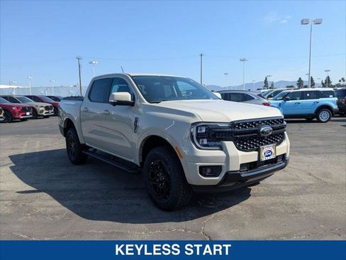New 2025 Ford Ranger Lariat w/ Black Appearance Package image 7