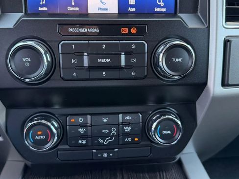 Used 2021 Ford F250 Lariat w/ Chrome Package AWD/4WD image 21