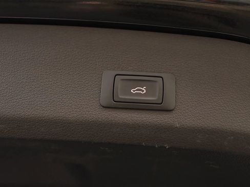 Used 2015 Audi Q7 3.0T S line Prestige AWD/4WD image 42