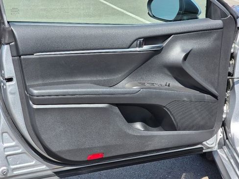 Used 2024 Toyota Camry LE image 19