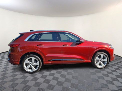 Certified 2025 Audi Q5 Premium Plus AWD/4WD image 7