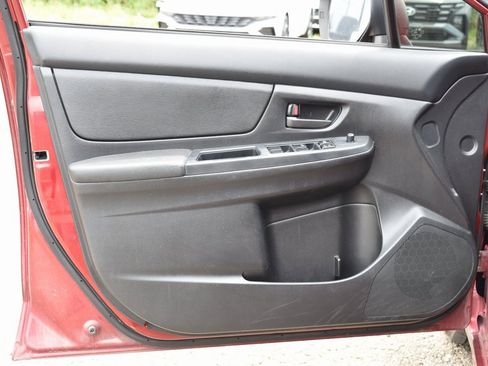Used 2014 Subaru Impreza 2.0i image 8