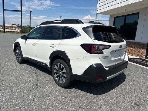 Used 2024 Subaru Outback Limited AWD/4WD image 7
