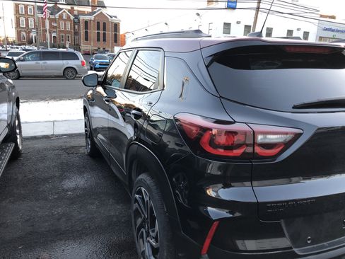 Certified 2025 Chevrolet TrailBlazer RS w/ Convenience Package image 7