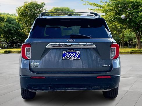 Certified 2023 Ford Explorer XLT AWD/4WD image 4