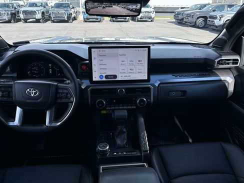 Used 2025 Toyota Tacoma TRD Off-Road w/ TRD Off Road Premium Package AWD/4WD image 14