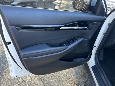 Used 2023 Kia Seltos EX image 11