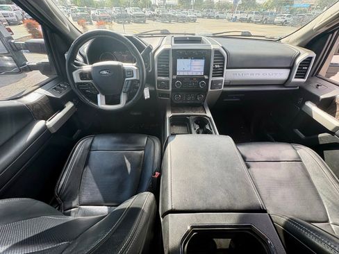 Used 2019 Ford F250 Lariat w/ Lariat Value Package AWD/4WD image 10