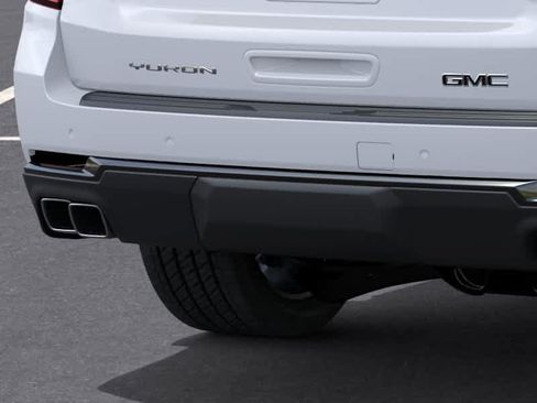 New 2026 GMC Yukon Denali Ultimate w/ LPO, Floor Liner Package AWD/4WD image 14