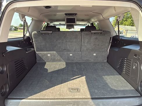 Used 2015 Chevrolet Suburban LTZ image 19