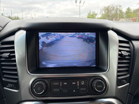 Used 2018 Chevrolet Tahoe Premier AWD/4WD image 14
