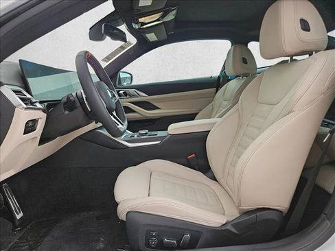 New 2026 BMW M440i Coupe RWD image 4