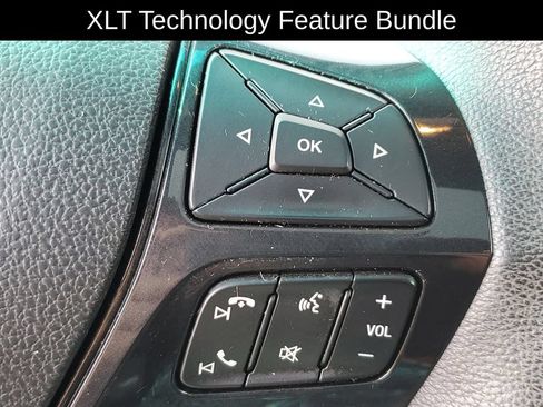 Used 2017 Ford Explorer XLT w/ Equipment Group 202A AWD/4WD image 14