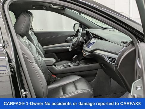 Used 2023 Cadillac XT4 Premium Luxury AWD/4WD image 21