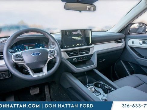New 2026 Ford Explorer Active w/ Active Comfort Package image 25
