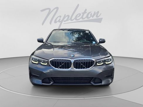 Used 2022 BMW 330i Sedan w/ Premium Package 2 RWD image 9