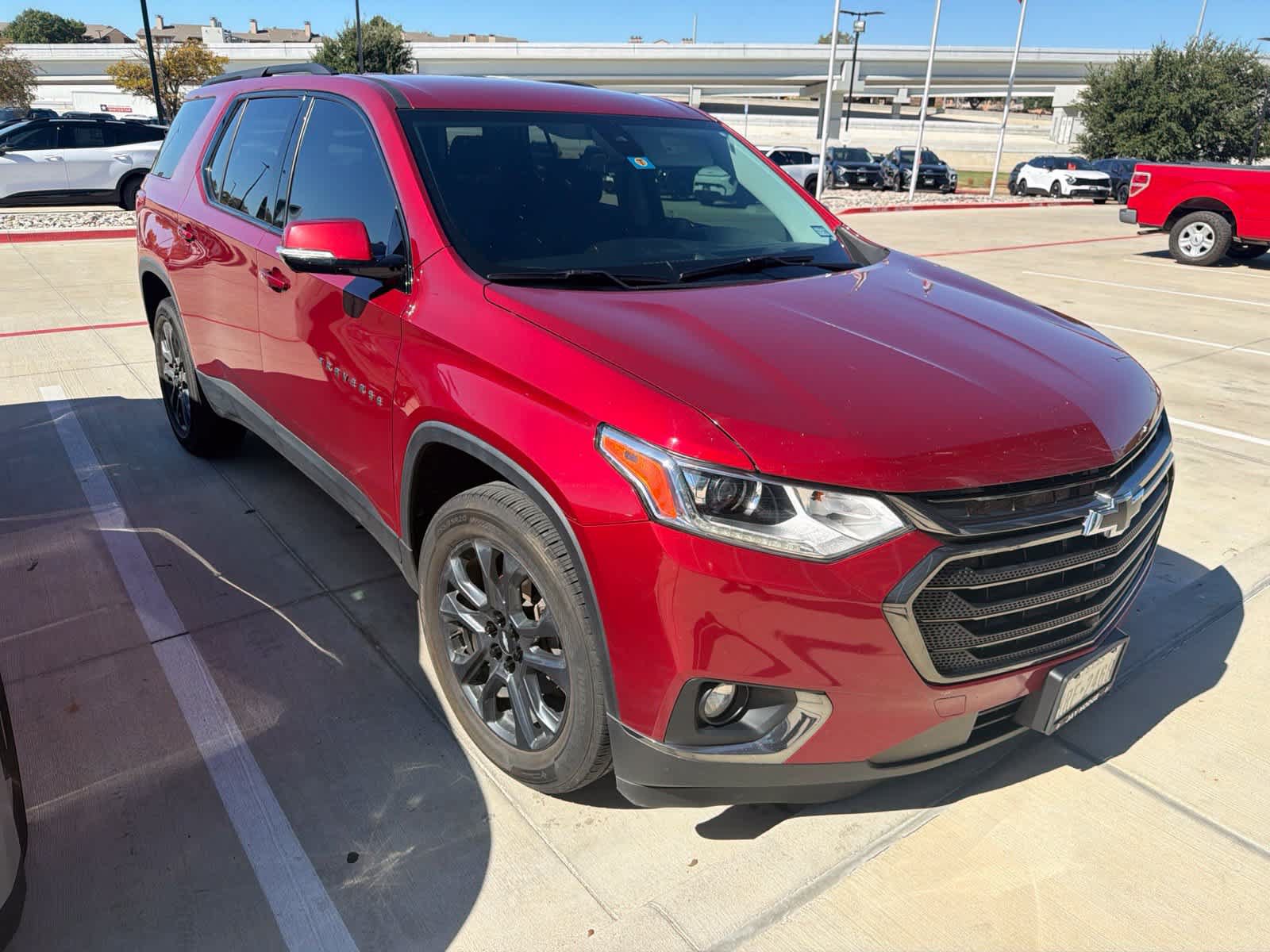 Used 2020 Chevrolet Traverse RS FWD image 3