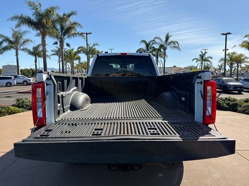 Used 2025 Ford F250 XLT image 5