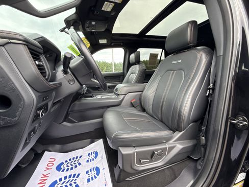 Used 2023 Ford Expedition Max Platinum image 10