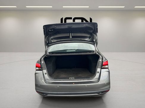 Used 2021 Nissan Versa SV image 20