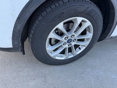 Used 2020 Ford Escape SE