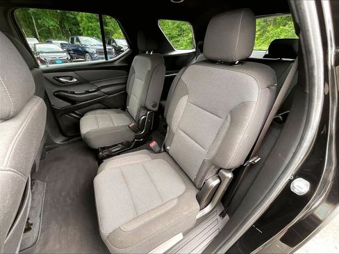 Used 2023 Chevrolet Traverse LT AWD/4WD image 26
