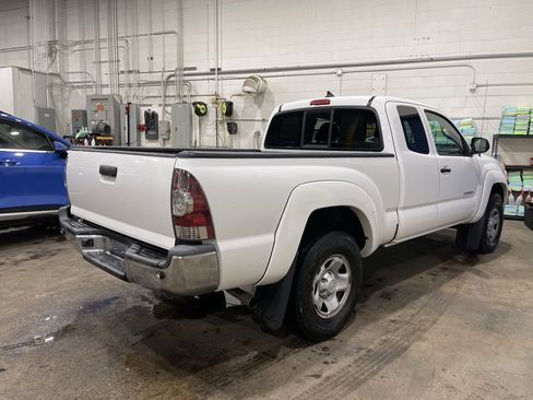Used 2014 Toyota Tacoma 4x4 Access Cab V6 image 6
