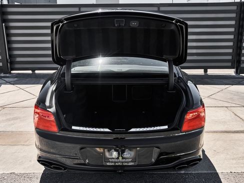 Used 2024 Bentley Flying Spur V8 AWD/4WD image 17