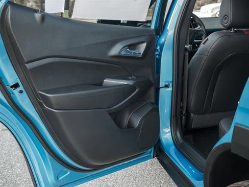 New 2026 Chevrolet Trax RS w/ Driver Confidence Package image 69