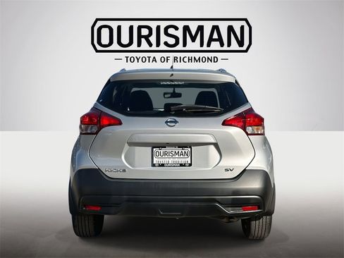 Used 2018 Nissan Kicks SV w/ Interior Electronics Package image 22