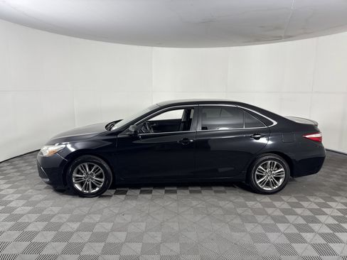 Used 2015 Toyota Camry SE image 7