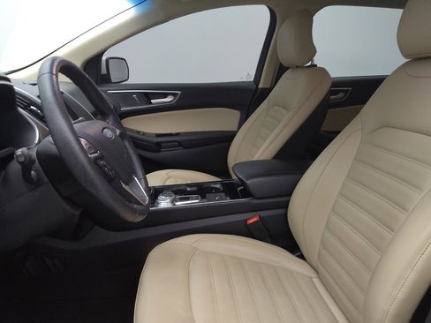 Used 2019 Ford Edge SEL w/ Equipment Group 201A FWD image 17