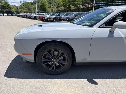 Used 2020 Dodge Challenger SXT w/ Blacktop Package AWD/4WD image 9