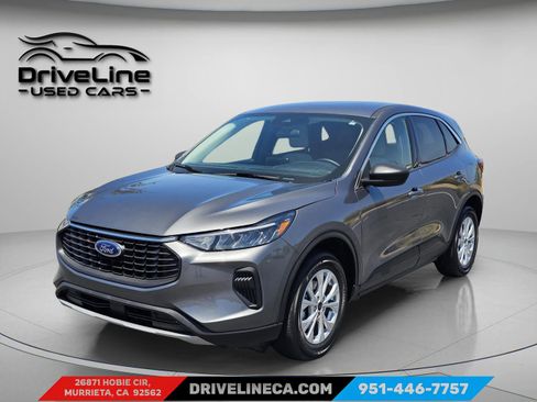 Used 2023 Ford Escape Active AWD/4WD image 5