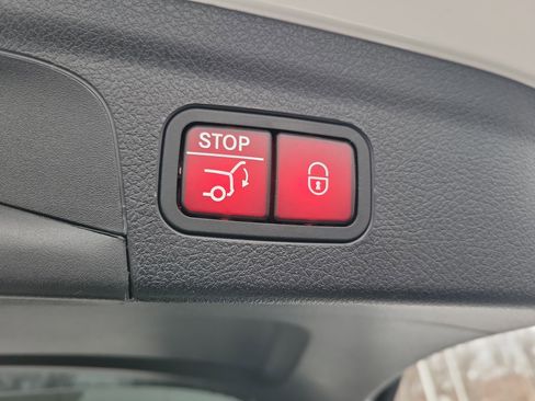 Used 2023 Mercedes-Benz GLE 53 AMG 4MATIC image 11