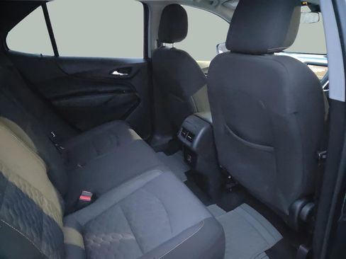 Used 2019 Chevrolet Equinox LT image 16