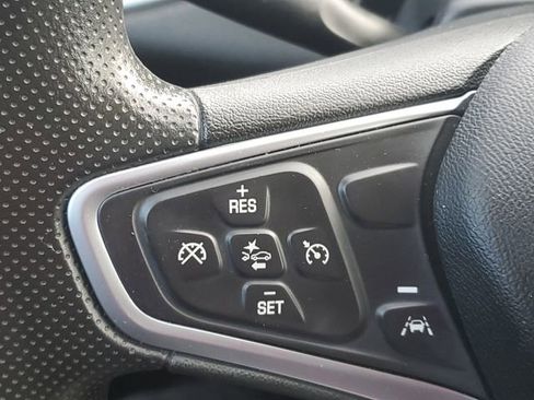 Used 2023 Chevrolet Malibu LT image 21