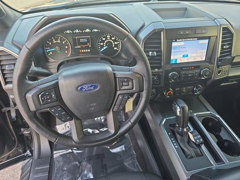 Used 2018 Ford F150 XLT w/ Equipment Group 302A Luxury image 18