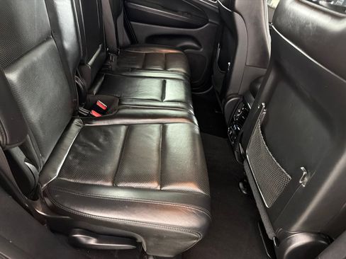 Used 2019 Jeep Grand Cherokee Limited w/ Luxury Group II AWD/4WD image 23