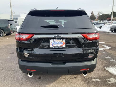 Used 2021 Chevrolet Traverse RS image 8