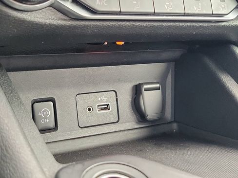 Used 2024 Nissan Sentra S FWD image 28