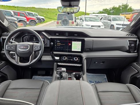 Used 2025 GMC Sierra 1500 AT4X AWD/4WD image 19