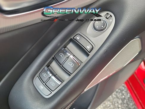 Used 2021 INFINITI Q50 Luxe w/ Seat & Sound Package image 16