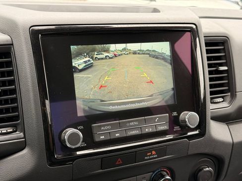 Certified 2022 Nissan Frontier S w/ Technology Package AWD/4WD image 17