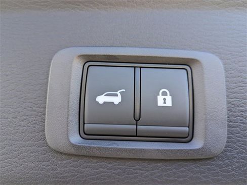 New 2025 Mitsubishi Outlander SEL image 14